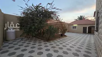 فيلا للبيع في شارع عبد العزيز بن عبد الله بن إبراهيم, حي البساتين الغربي, مدينة بريده, منطقة القصيم صورة 2
