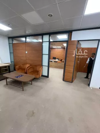 مكتب تجاري للإيجار في شارع الأمير ممدوح بن عبدالعزيز, حي السليمانية, مدينة الرياض, منطقة الرياض