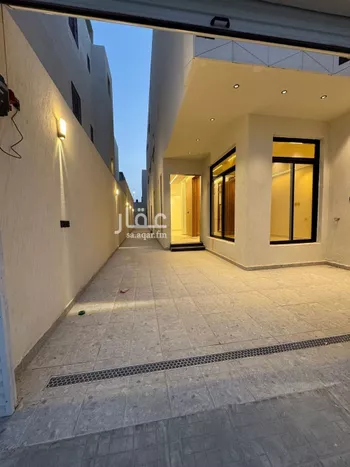 دور للبيع في شارع الشيخ خليفة بن حمد ال ثاني, حي الجنادرية, مدينة الرياض, منطقة الرياض