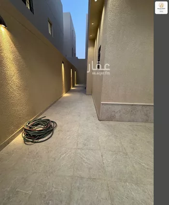 فيلا للبيع في شارع خليفه ابن حمد آل ثاني, حي الجنادرية, مدينة الرياض, منطقة الرياض صورة 2
