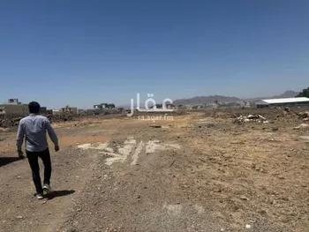 أرض للبيع في شارع خالد ابن يزيد المدني ، حي الروابي ، المدينة المنورة ، منطقة المدينة المنورة