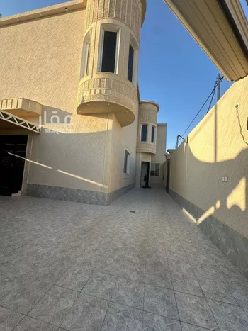 فيلا للبيع في شارع شارع , حي اللؤلؤة, مدينة المزاحميه, منطقة الرياض صورة 2