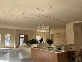 محل للإيجار في شارع عبدالله ابن سعود ابن عبدالعزيز الفرعي, حي غرناطة, مدينة الرياض, منطقة الرياض صورة 3