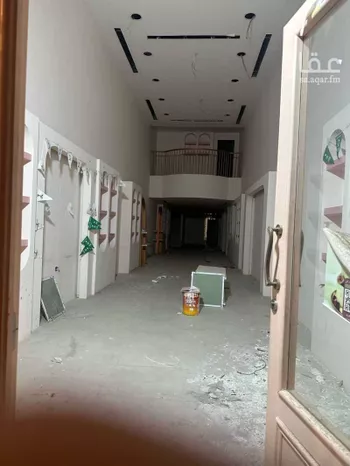 محل للإيجار في شارع الطريق الدائري الغربي, حي السويدي الغربي, مدينة الرياض, منطقة الرياض صورة 3