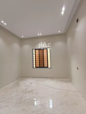 دور للبيع في شارع محمد بن صاف, حي عكاظ, مدينة الرياض, منطقة الرياض صورة 4