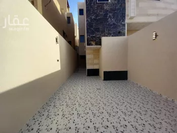 دور للبيع في شارع أحمد بن غنائم, حي العريجاء الغربي, مدينة الرياض, منطقة الرياض صورة 4