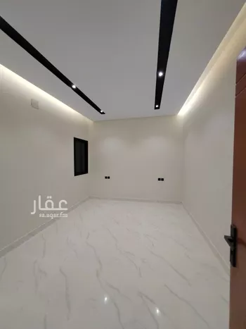 دور للبيع في شارع محمد بن صاف, حي عكاظ, مدينة الرياض, منطقة الرياض صورة 4