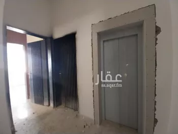 دور للبيع في شارع محمد المعافري, حي طويق, مدينة الرياض, منطقة الرياض صورة 4