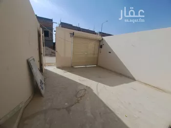 دور للبيع في شارع درنة, حي عكاظ, مدينة الرياض, منطقة الرياض صورة 4