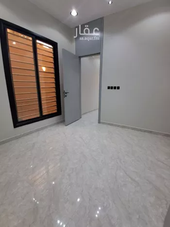 دور للبيع في شارع ابن سبرة, حي العوالي, مدينة الرياض, منطقة الرياض صورة 5