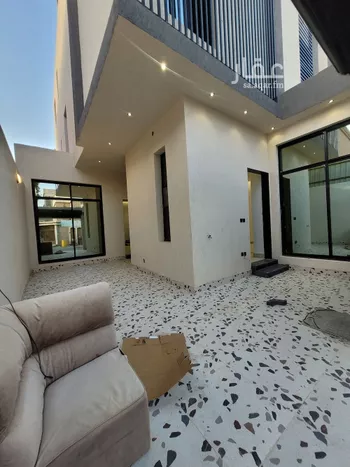 فيلا للبيع في شارع رمانة, حي العريجاء الغربي, مدينة الرياض, منطقة الرياض صورة 2