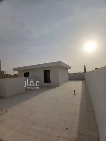 دور للبيع في شارع حامد عبدالحفيظ, حي عكاظ, مدينة الرياض, منطقة الرياض صورة 5
