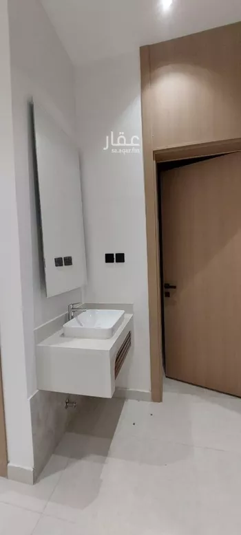 دور للبيع في حي عكاظ, مدينة الرياض, منطقة الرياض صورة 5