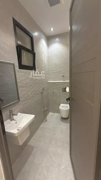 دور للبيع في شارع يوسف بن سلام, حي بدر, مدينة الرياض, منطقة الرياض صورة 4