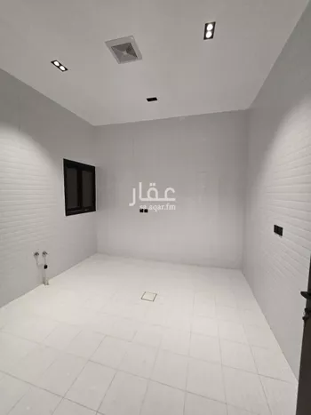 دور للبيع في شارع أبان بن صالح, حي عكاظ, مدينة الرياض, منطقة الرياض صورة 4