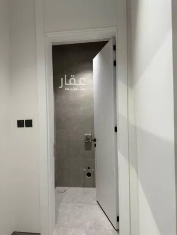دور للبيع في شارع مسكان ، حي النرجس ، الرياض ، منطقة الرياض صورة 5