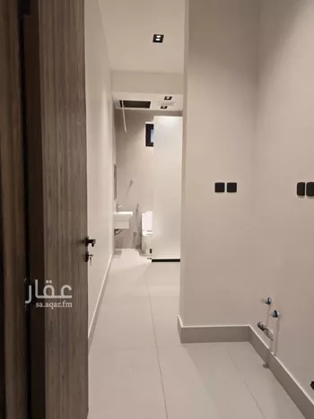 دور للبيع في شارع الداهنة, حي الخليج, مدينة الرياض, منطقة الرياض صورة 4