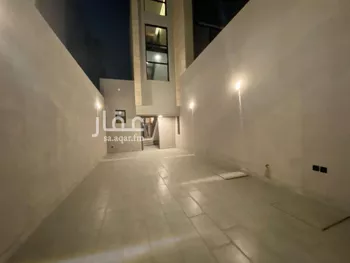 دور للبيع في شارع المبارك, حي النهضة, مدينة الرياض, منطقة الرياض صورة 3