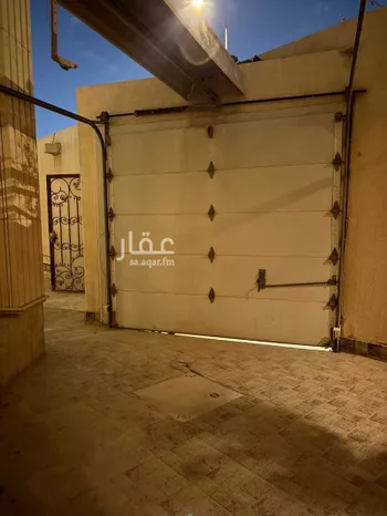 فيلا للإيجار في شارع عمرو بن محصن, حي الملك عبدالله, مدينة الرياض, منطقة الرياض صورة 3