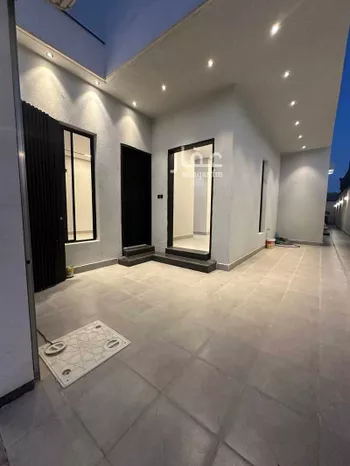 دور للبيع في شارع العجمه, حي الرمال, مدينة الرياض, منطقة الرياض صورة 4