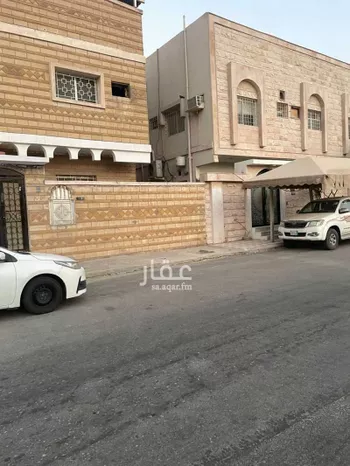 فيلا للبيع في حي مدينة العمال, مدينة الدمام, المنطقة الشرقية صورة 2