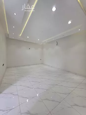 فيلا للبيع في شارع شط القاعة ، حي المحالة ، لعصان ، منطقة عسير