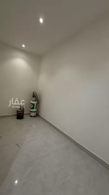 دور للبيع في شارع طريق الإمام مسلم, حي بدر, مدينة الرياض, منطقة الرياض صورة 3