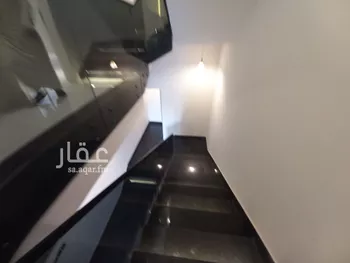 فيلا للبيع في شارع إسماعيل القيسي, حي عكاظ, مدينة الرياض, منطقة الرياض صورة 3