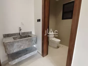 دور للبيع في شارع دقاف, حي عكاظ, مدينة الرياض, منطقة الرياض صورة 5