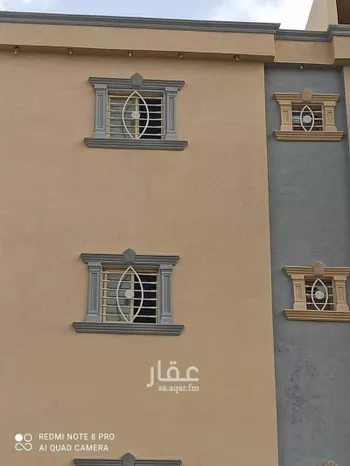 عمارة للبيع في شارع رقم 208 ، حي ظهرة لبن ، الرياض ، منطقة الرياض صورة 2