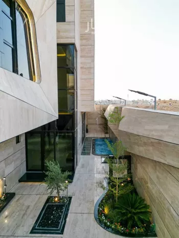فيلا للبيع في شارع عثمان بن سليمان, حي المهدية, مدينة الرياض, منطقة الرياض صورة 5