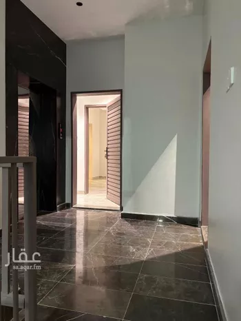 عمارة للإيجار في شارع جبل الدخان ، حي ظهرة لبن ، الرياض ، منطقة الرياض صورة 3