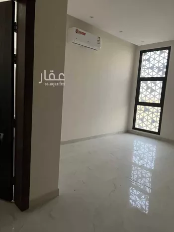 فيلا للإيجار في شارع محمد بن أحمد الحجازي, حي المهدية, مدينة الرياض, منطقة الرياض صورة 2