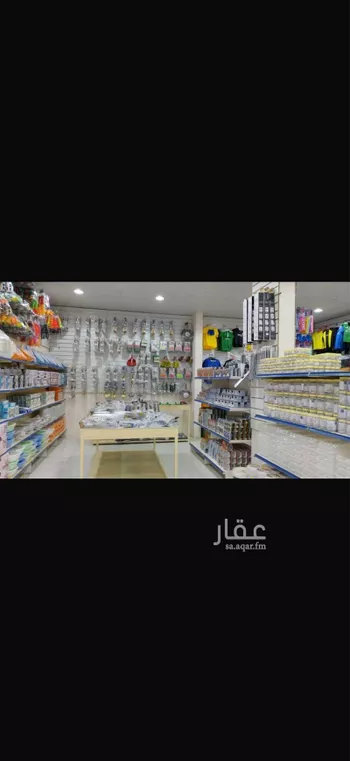 محل للبيع في شارع الحسن ابن علي ، حي النهضة ، بيشة ، بيشة صورة 4