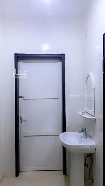 شقة للإيجار في شارع رقم 183 ، حي ظهرة لبن ، الرياض ، منطقة الرياض صورة 3