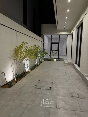 فيلا للبيع في شارع احمد بن هشام, حي المهدية, مدينة الرياض, منطقة الرياض صورة 2