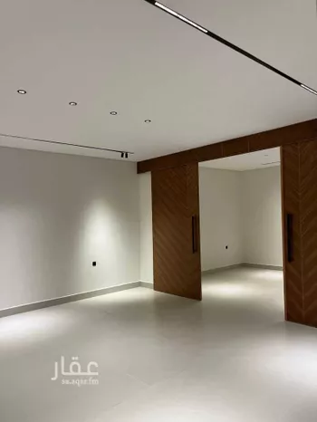 فيلا للبيع في شارع محمد بن عبدالرحمن ريس, حي المهدية, مدينة الرياض, منطقة الرياض صورة 5