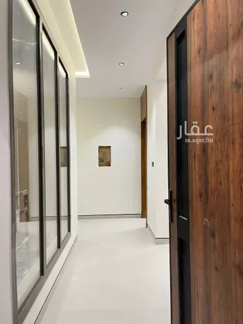 فيلا للبيع في شارع قطب الدين بن السلطان, حي المهدية, مدينة الرياض, منطقة الرياض صورة 3