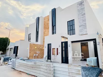 دور للبيع في شارع عبدالله بن ابي المظفر, حي الخليج, مدينة الرياض, منطقة الرياض صورة 2