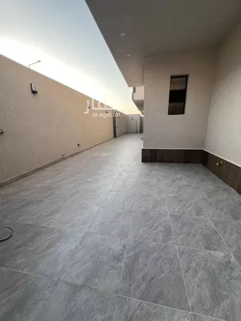 فيلا للبيع في شارع عبدالقدوس الانصاري, حي الرمال, مدينة الرياض, منطقة الرياض صورة 2
