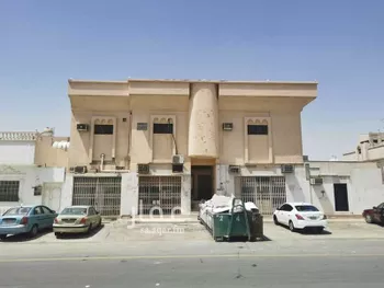 فيلا للبيع في شارع المقداد بن عمرو ، حي العريجاء الغربي ، الرياض ، منطقة الرياض صورة 2