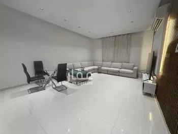 شقة للبيع في شارع بريدة, حي ظهرة لبن, مدينة الرياض, منطقة الرياض