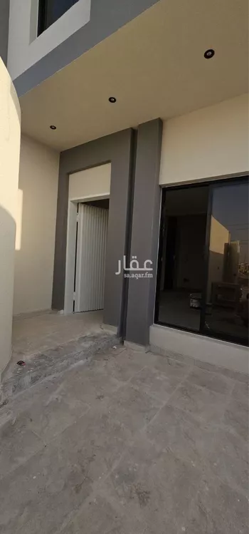 دور للبيع في شارع لقاح, حي عكاظ, مدينة الرياض, منطقة الرياض صورة 4