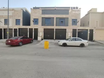 فيلا للبيع في شارع ابن الطيلسان القرطبي, حي عكاظ, مدينة الرياض, منطقة الرياض صورة 2