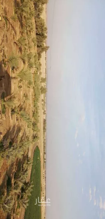 مزرعة للبيع في المربع ، المذنب صورة 2