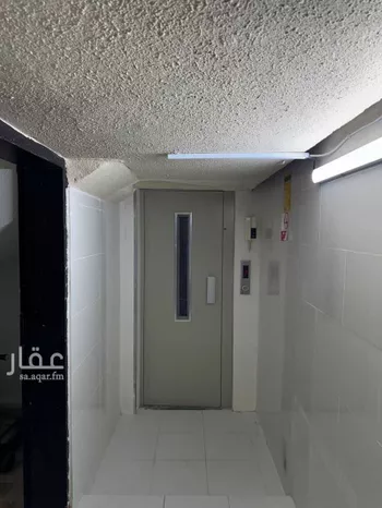 شقة للإيجار في شارع زينب بنت عمر, حي إشبيلية, مدينة الرياض, منطقة الرياض صورة 3