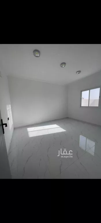 فيلا للإيجار في شارع عدي بن حاتم, حي غرناطة, مدينة المزاحميه, منطقة الرياض صورة 2