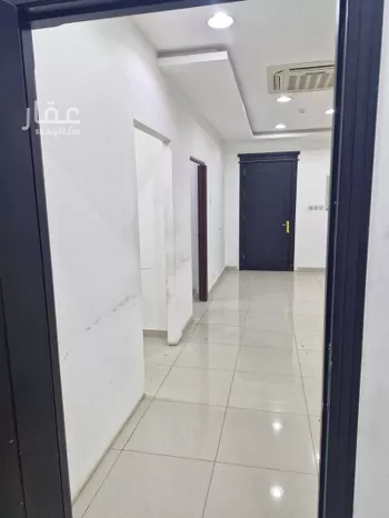 مكتب تجاري للإيجار في شارع انس بن مالك, حي الياسمين, مدينة الرياض, منطقة الرياض صورة 3