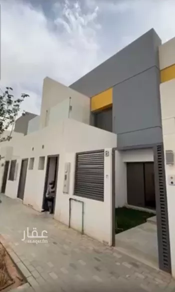 فيلا للبيع في شارع أحمد الصدفي, حي مطار الملك خالد الدولي, مدينة الرياض, منطقة الرياض