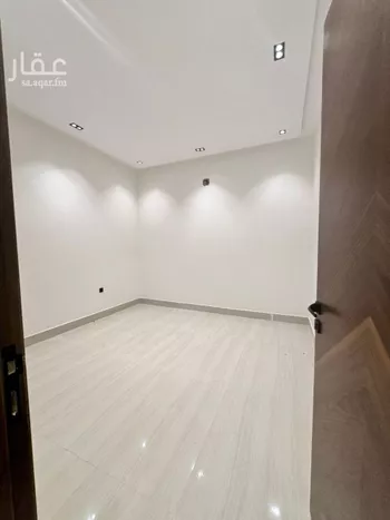 دور للبيع في شارع وادي فاطمه, حي ضاحية نمار, مدينة الرياض, منطقة الرياض صورة 3
